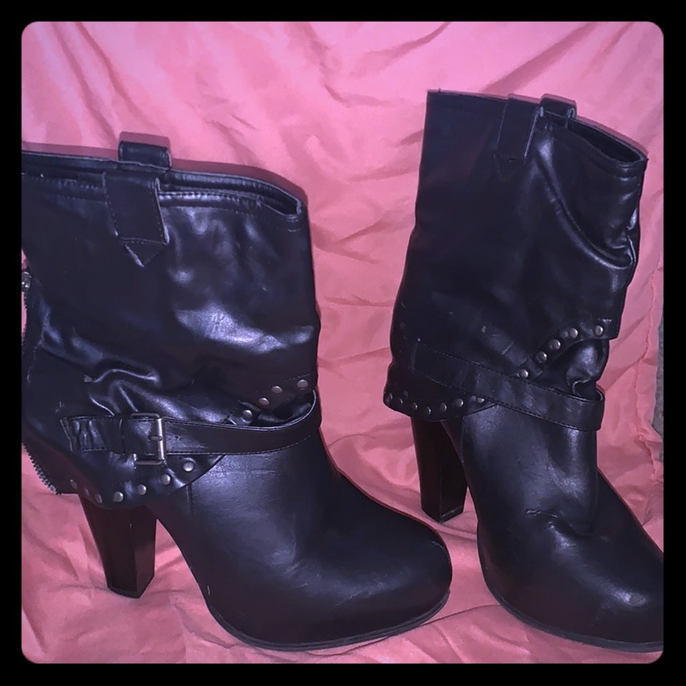 High heel booties